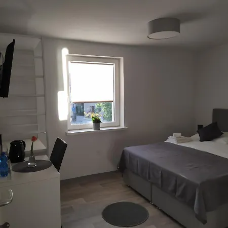 Apartment Trubarjeva33, Near Ljubljana, Free Parking Velike Lasce Extérieur photo