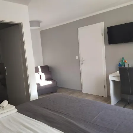 Apartment Trubarjeva33, Near Ljubljana, Free Parking Velike Lasce Extérieur photo