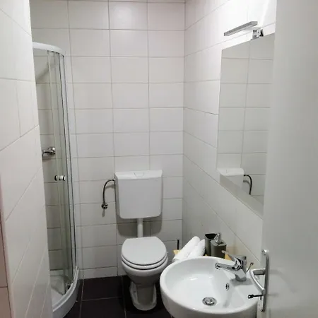 Apartment Trubarjeva33, Near Ljubljana, Free Parking Velike Lasce Extérieur photo