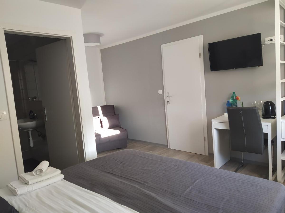 Trubarjeva33, Near Ljubljana, Free Parking *