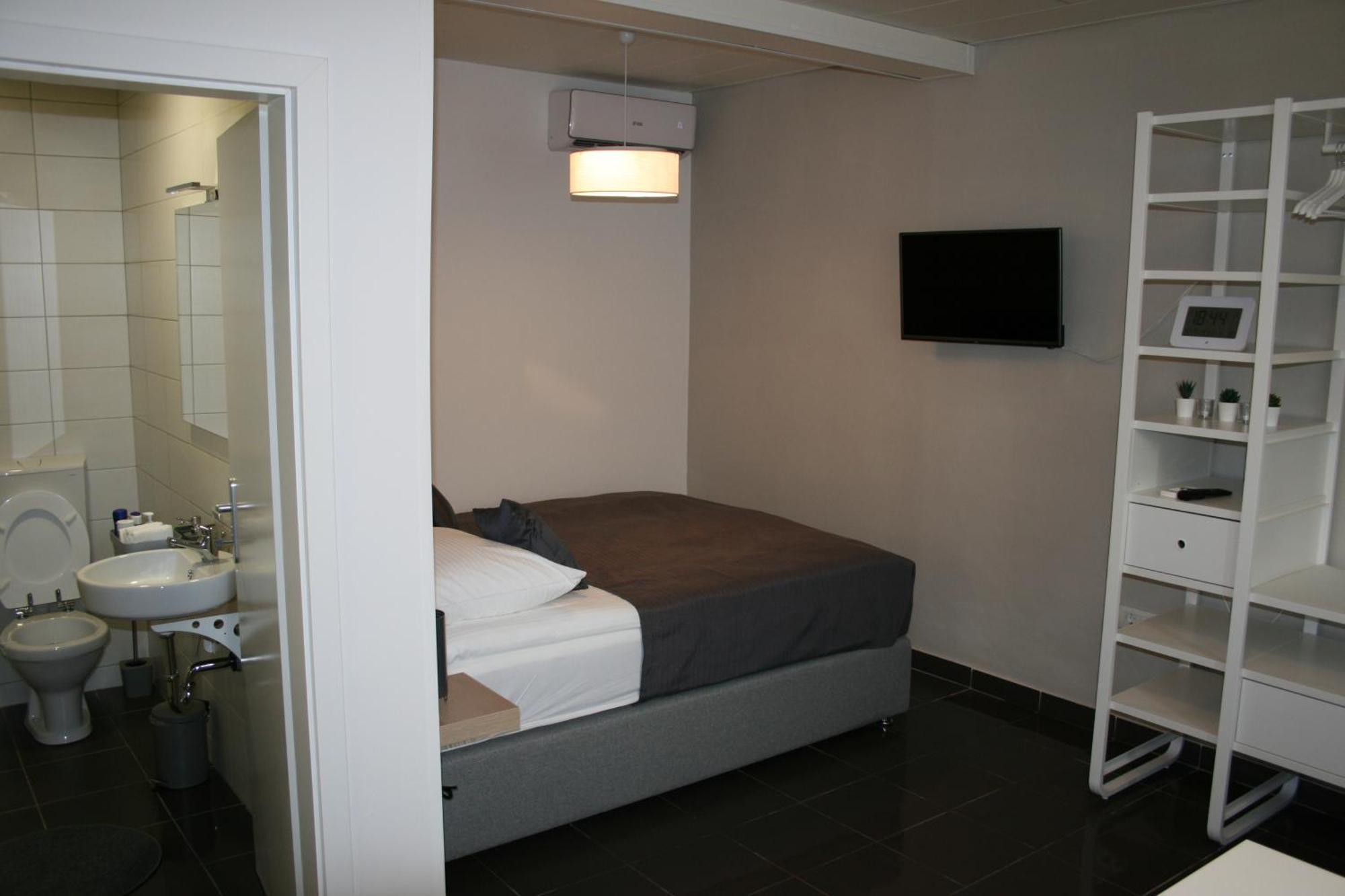 Trubarjeva33, Near Ljubljana, Free Parking *